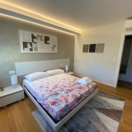 Hz+ Costantini Apartment Pordenone Bagian luar foto