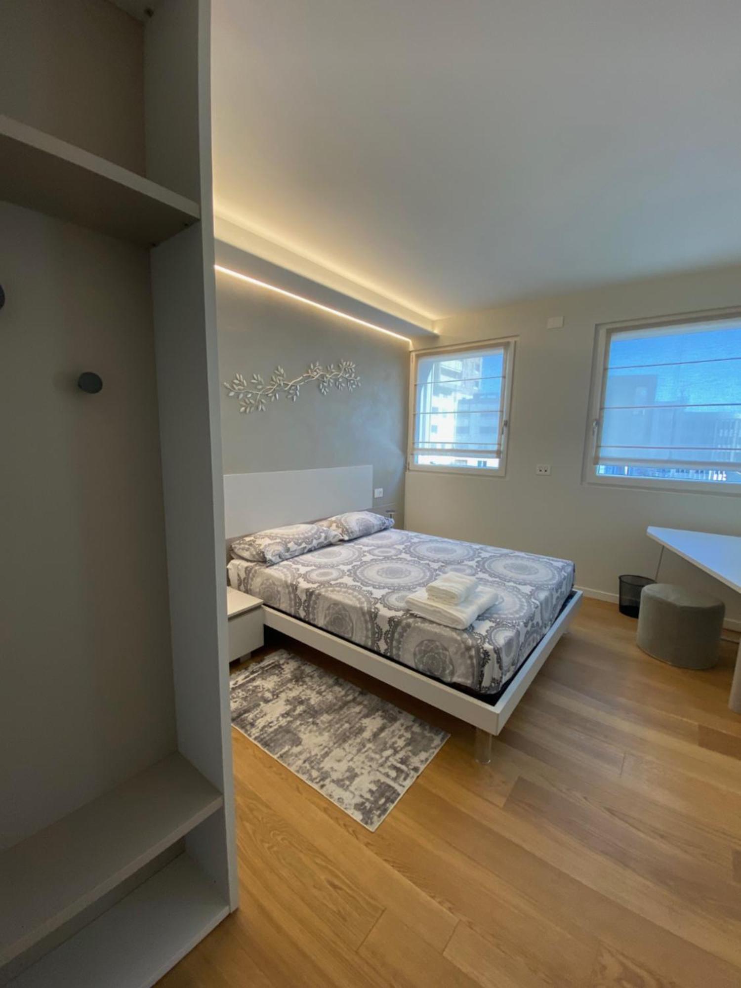 Hz+ Costantini Apartment Pordenone Bagian luar foto