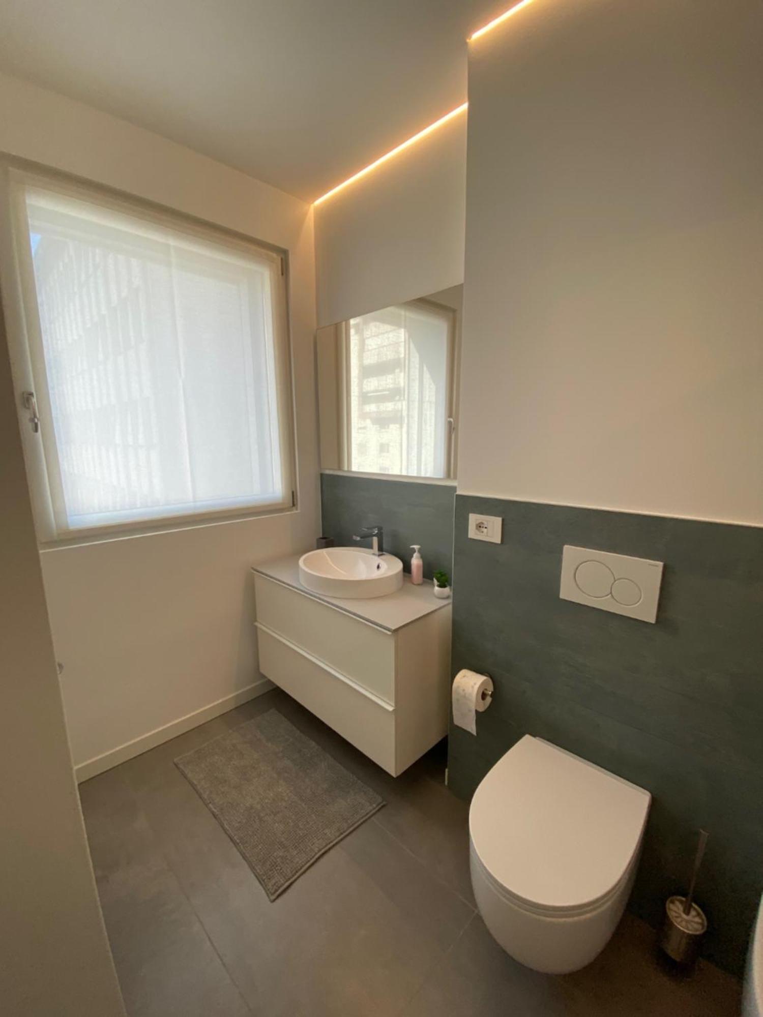 Hz+ Costantini Apartment Pordenone Bagian luar foto
