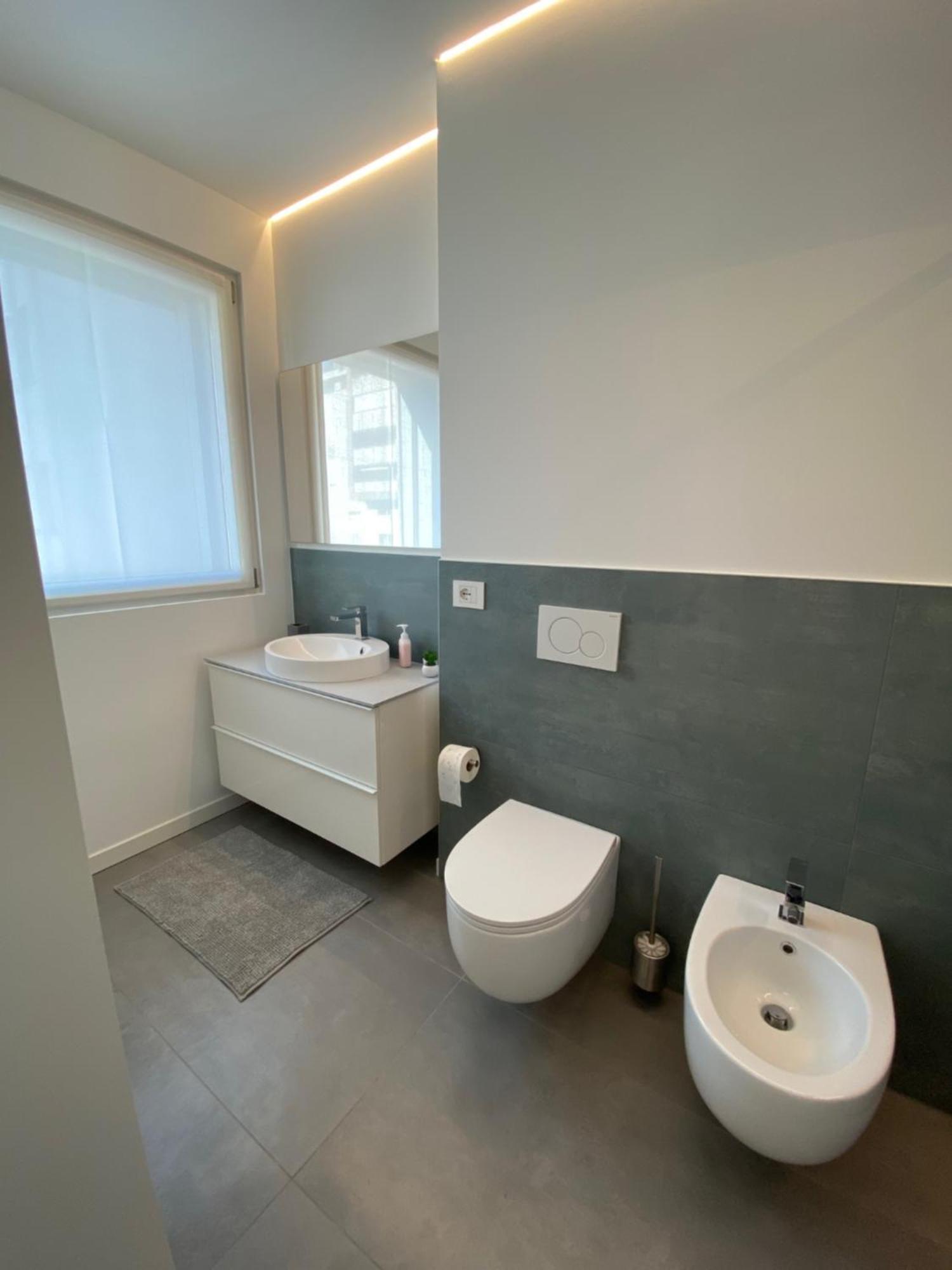 Hz+ Costantini Apartment Pordenone Bagian luar foto